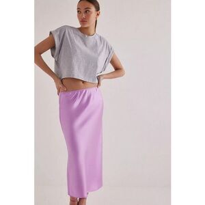 By Anthropologie Plain Slip Midi Skirt in Lilac Size 2